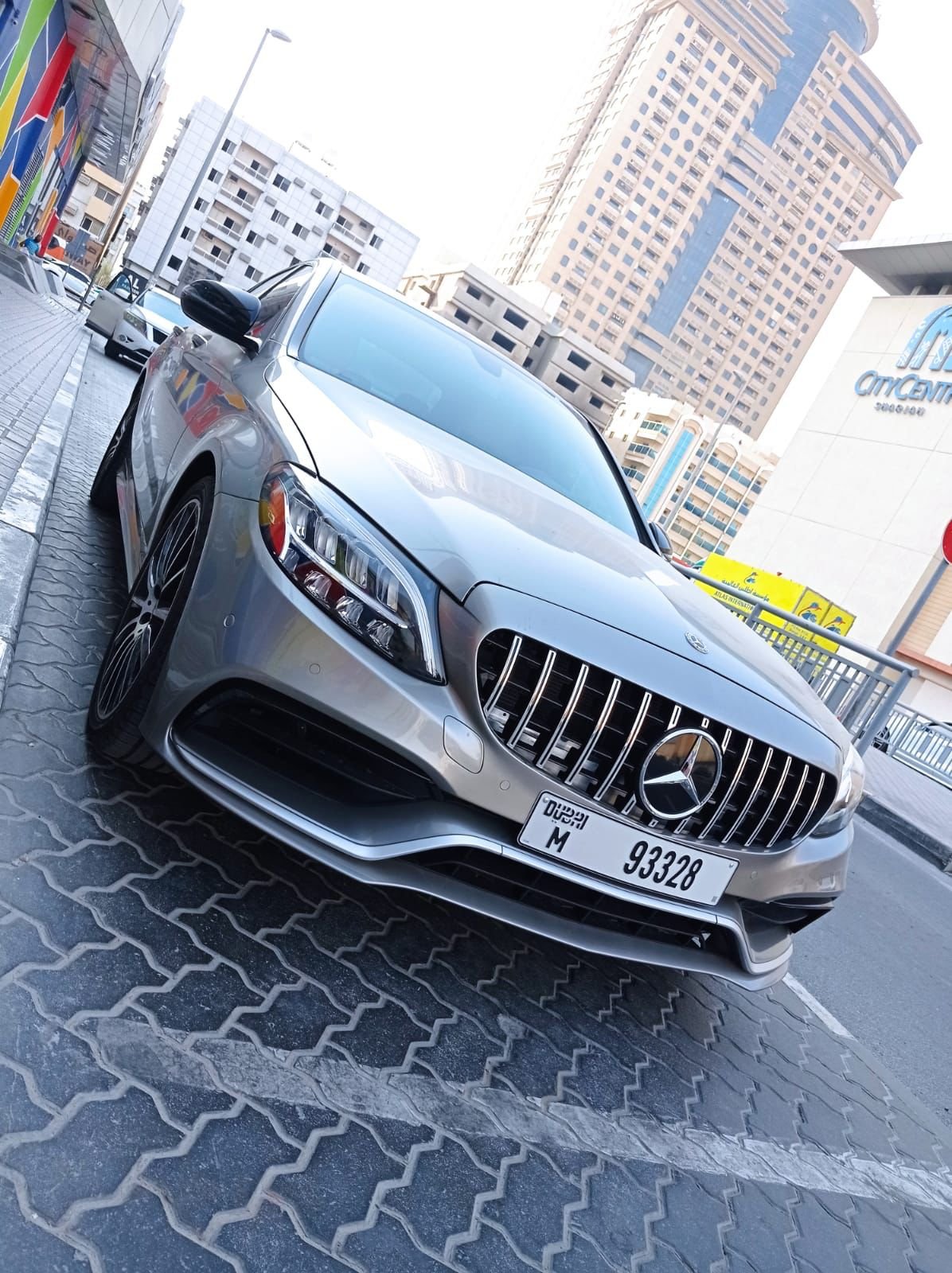 استئجار Mercedes C300 فى دبي