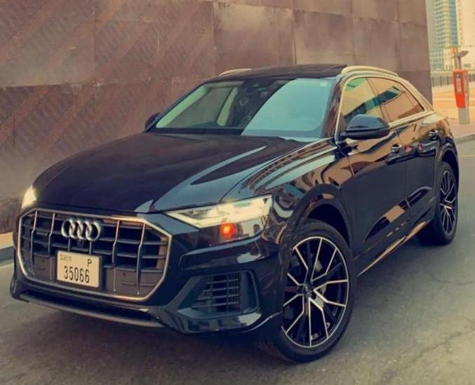استئجار Audi Q8 فى دبي