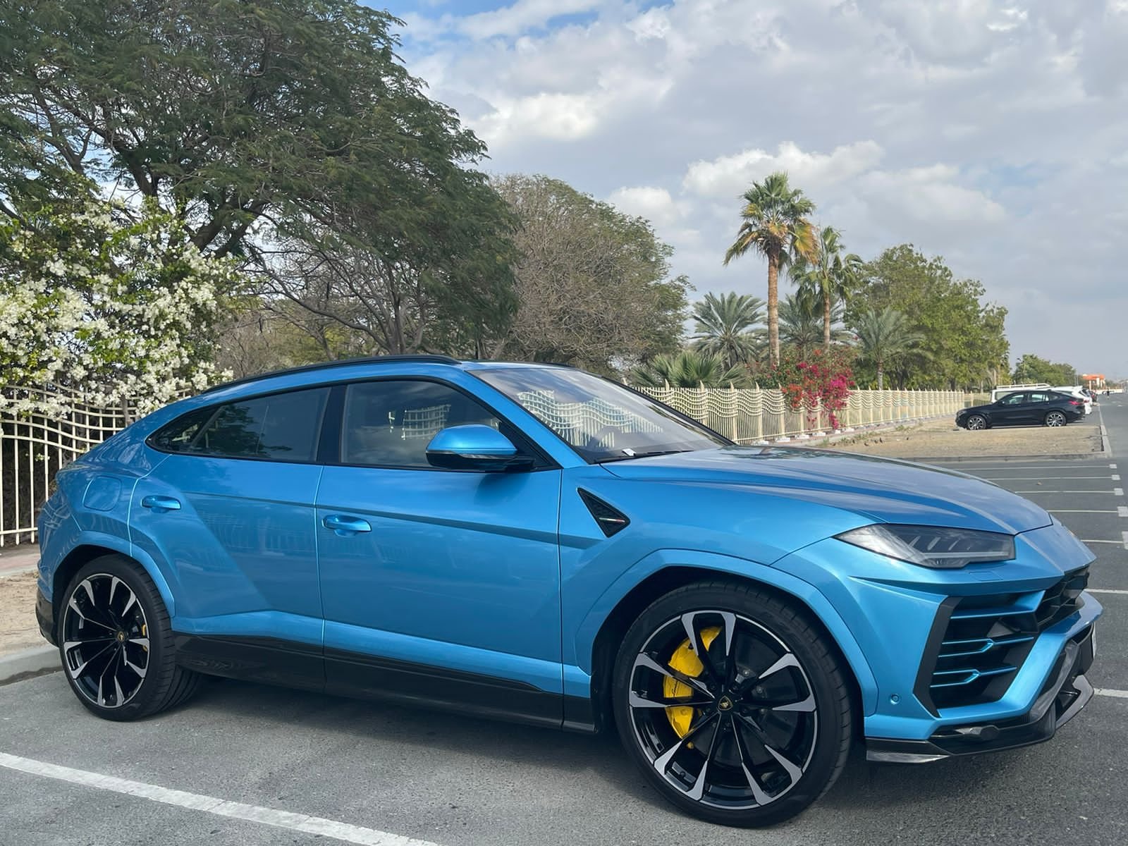 استئجار Lamborghini Urus فى دبي