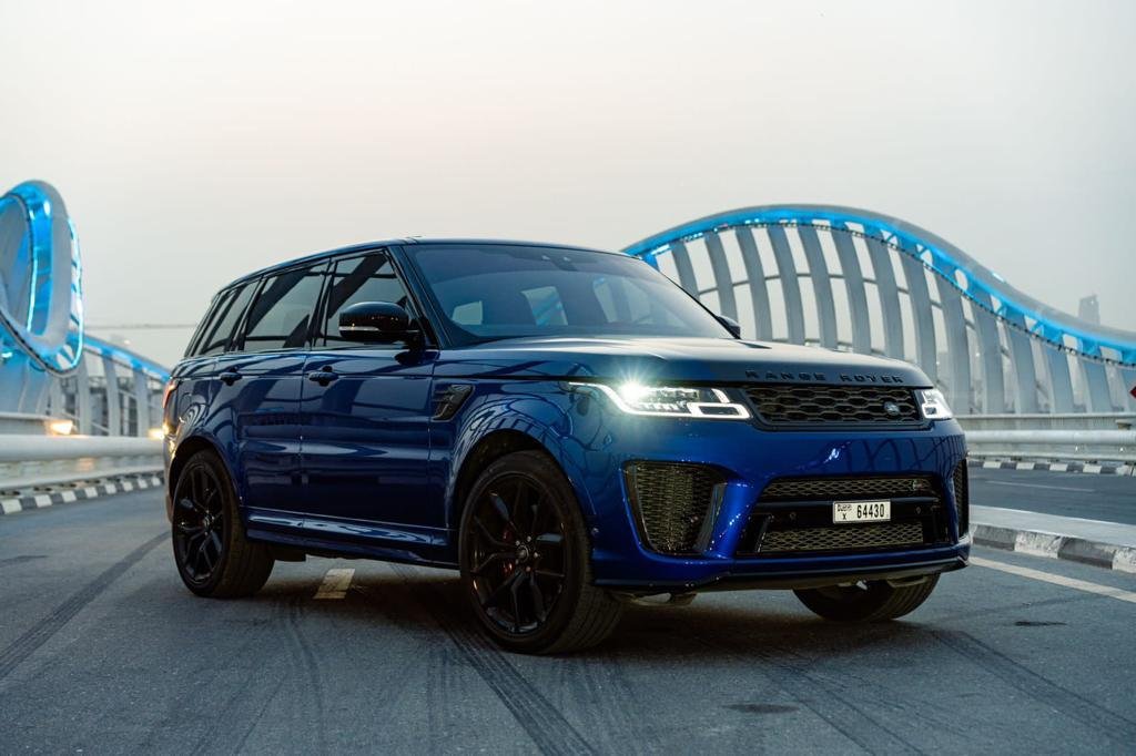 استئجار Land Rover Range Rover SVR فى دبي