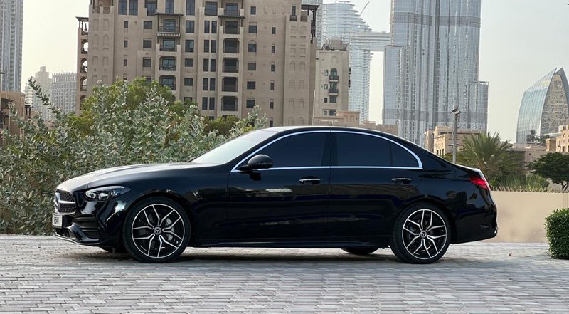 استئجار Mercedes C300 فى دبي