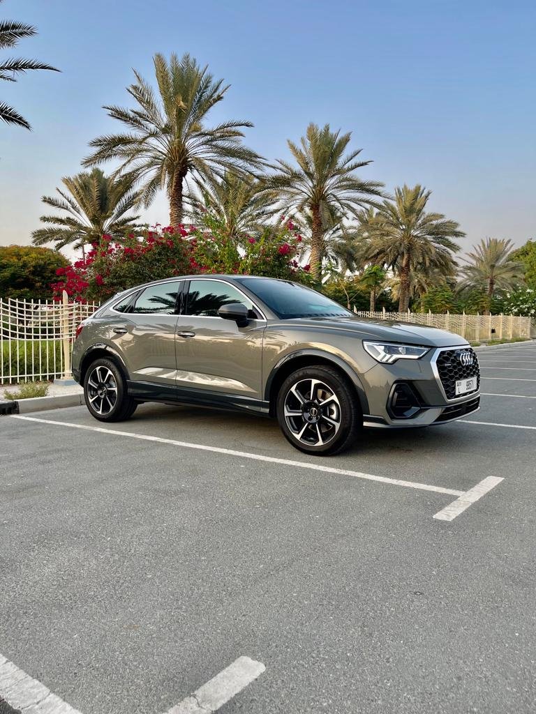 استئجار Audi Q3 فى دبي
