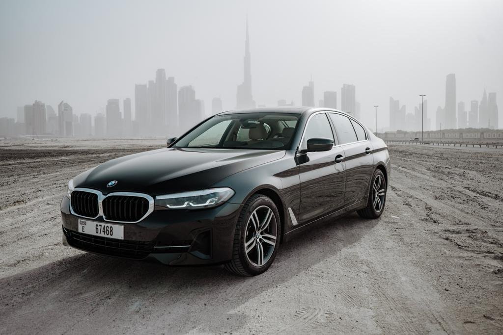 استئجار BMW 520i فى دبي
