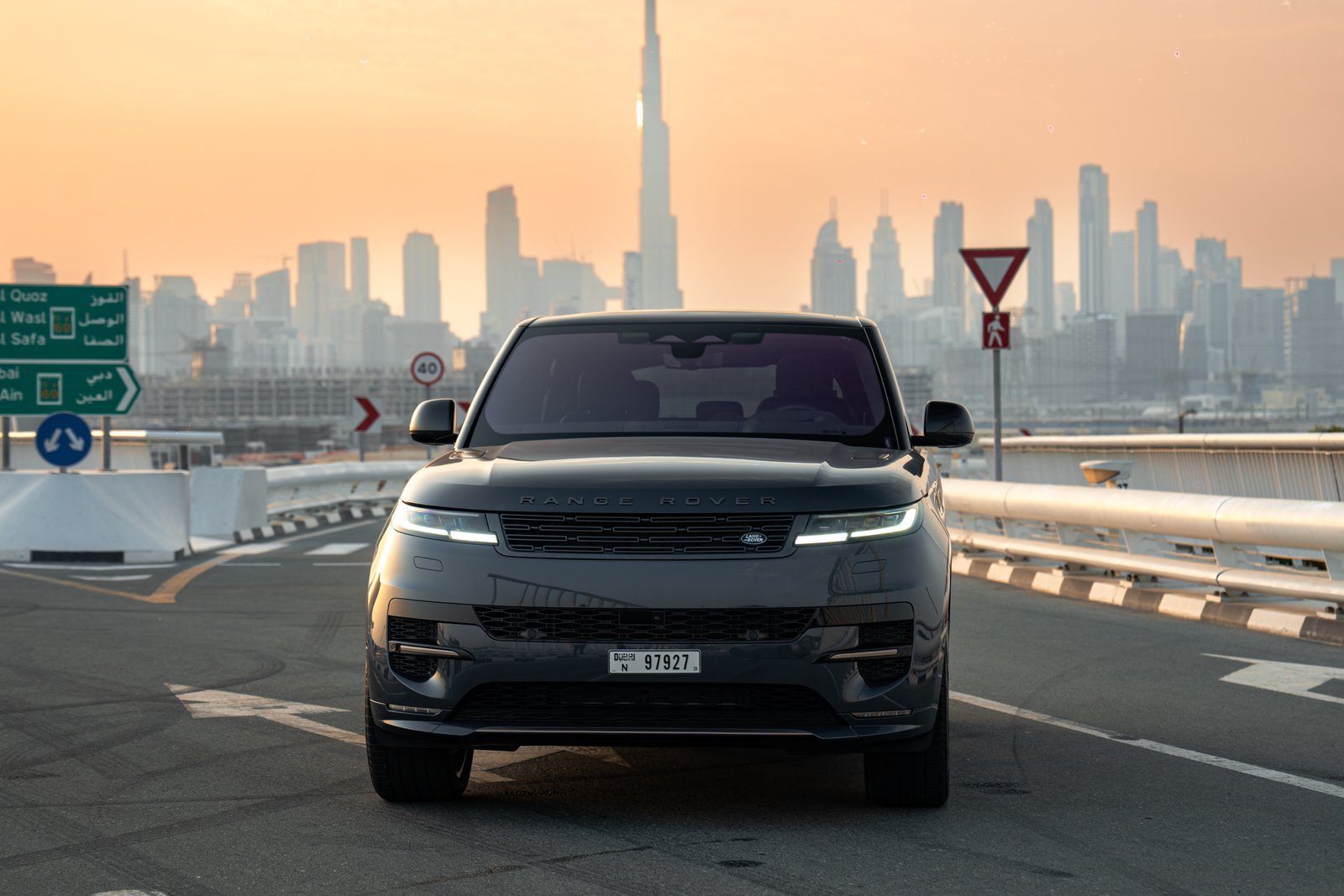 استئجار Range Rover Sport فى دبي