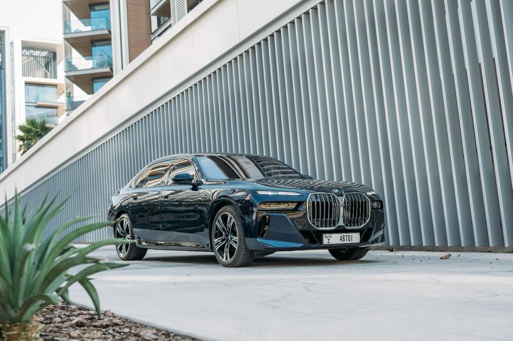 استئجار Bmw 7 Series فى دبي
