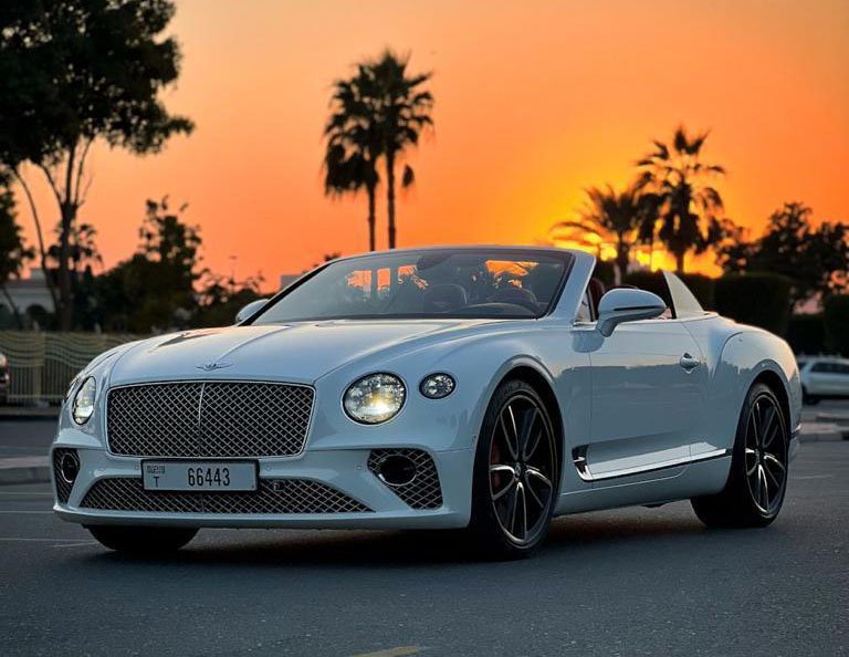 استئجار Bentley Flying Spur فى دبي