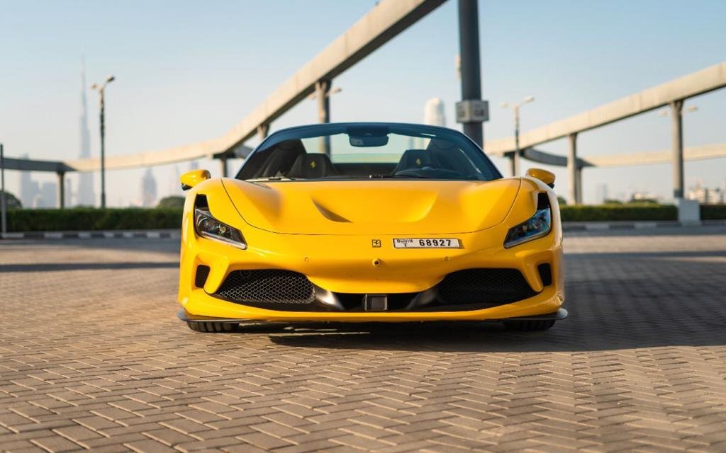 استئجار Ferrari F8 Spider فى دبي