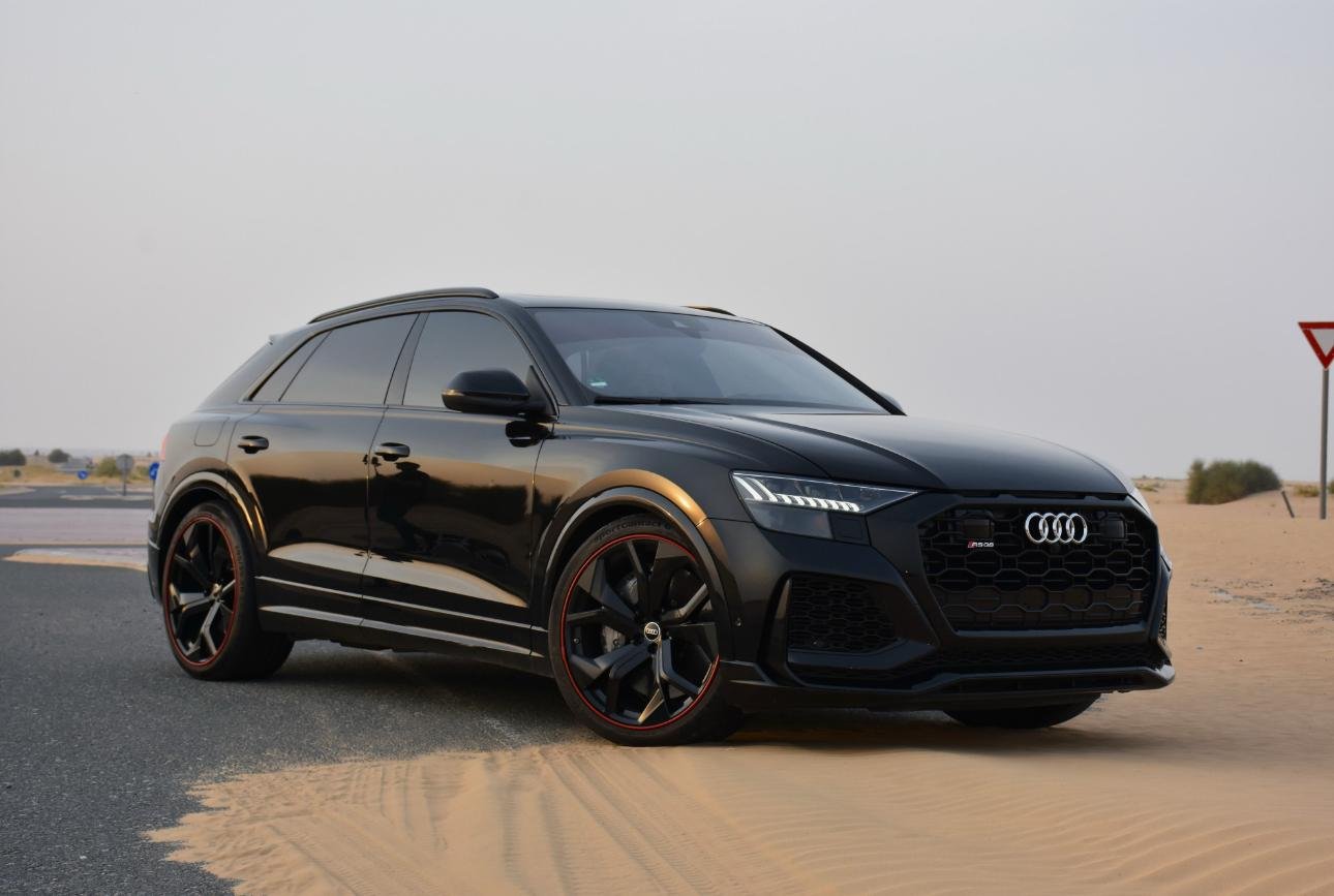 استئجار Audi RS Q8  فى دبي