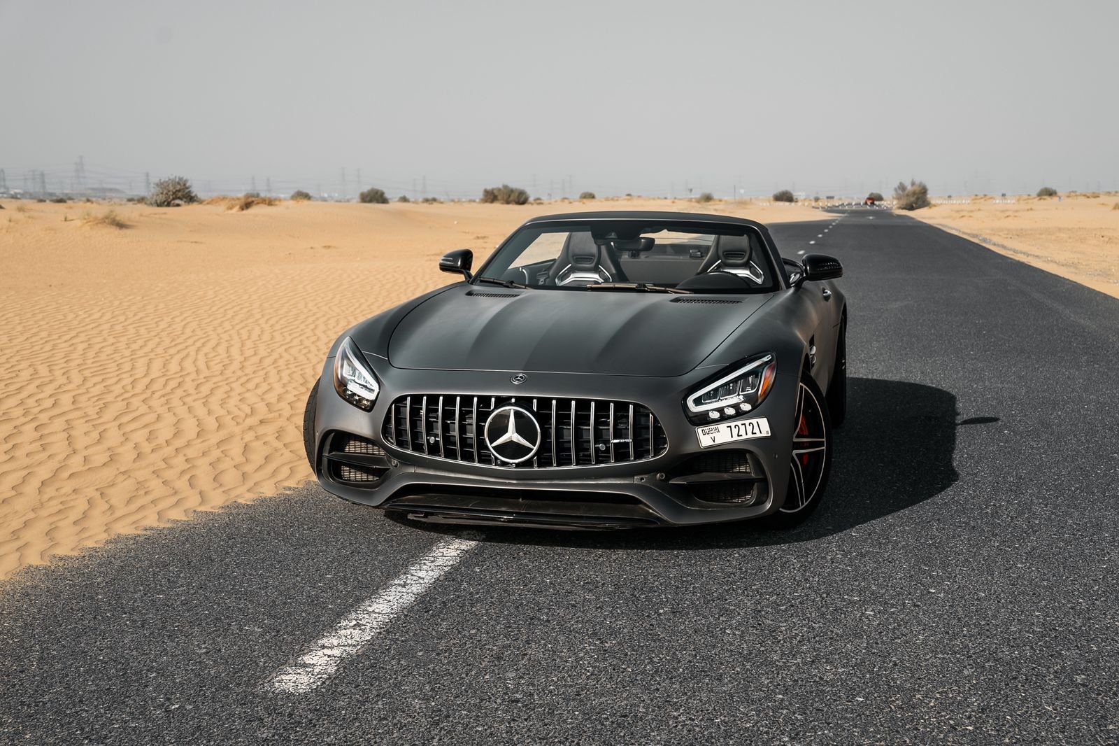 استئجار Mercedes Benz AMG GT Convertible فى دبي