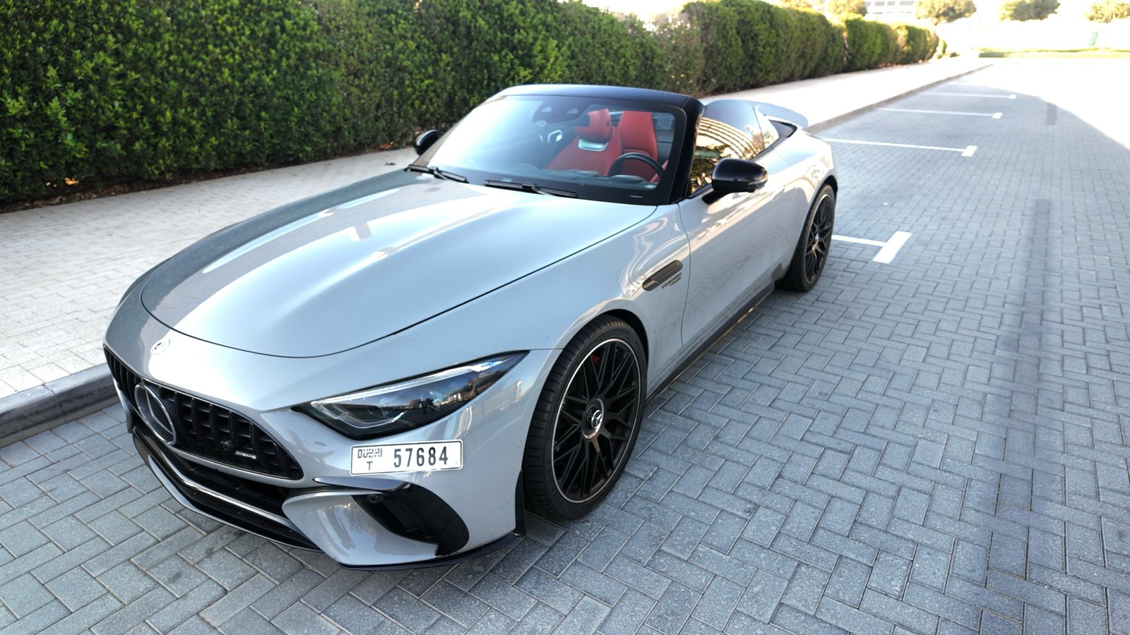 استئجار Mercedes SL 55 AMG Twin-turbo V8 فى دبي
