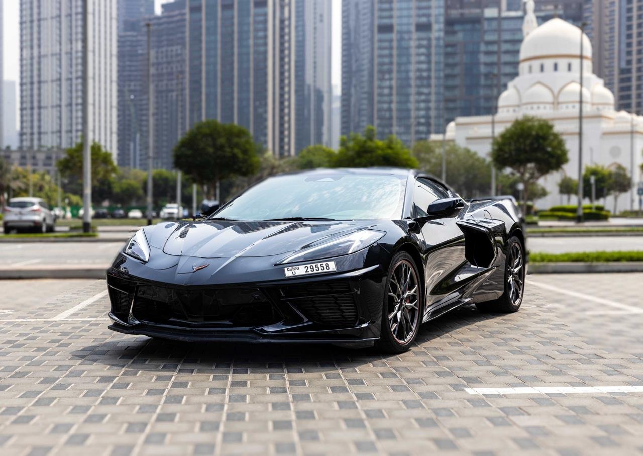 hire Chevrolet Corvette C8 in dubai