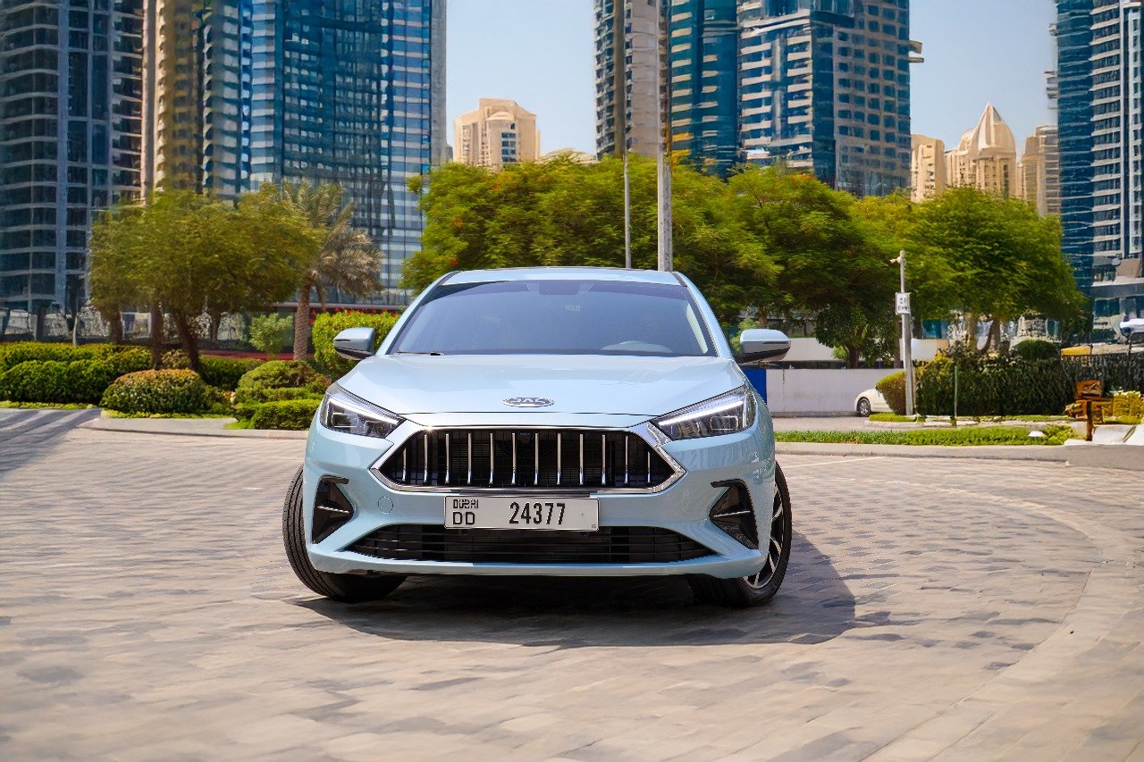 hire JAC J7 in dubai