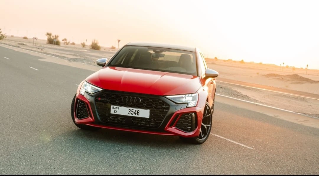 استئجار Audi RS3 Red فى دبي