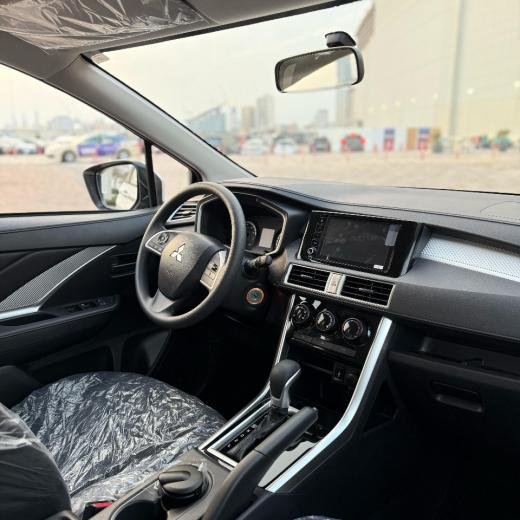 2025 Mitsubishi Xpander